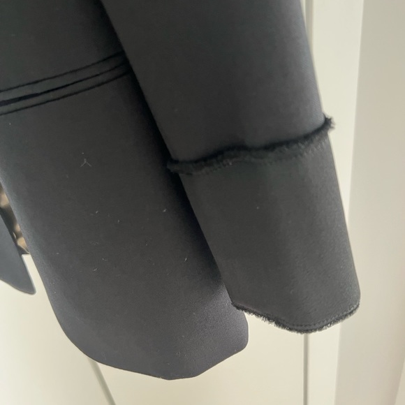 Classic Theory Blazer - Picture 4 of 6